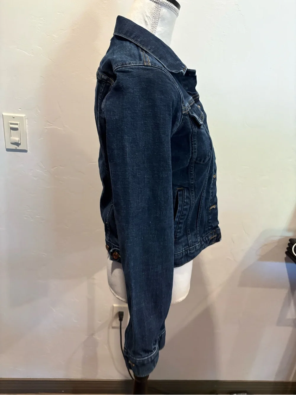 GAP Dark Blue Denim Jacket for Women - Picture 3 of 5
